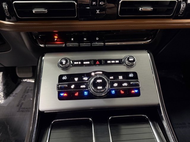 Used 2020 Lincoln Aviator Reserve w/ Elements Package Plus image 17