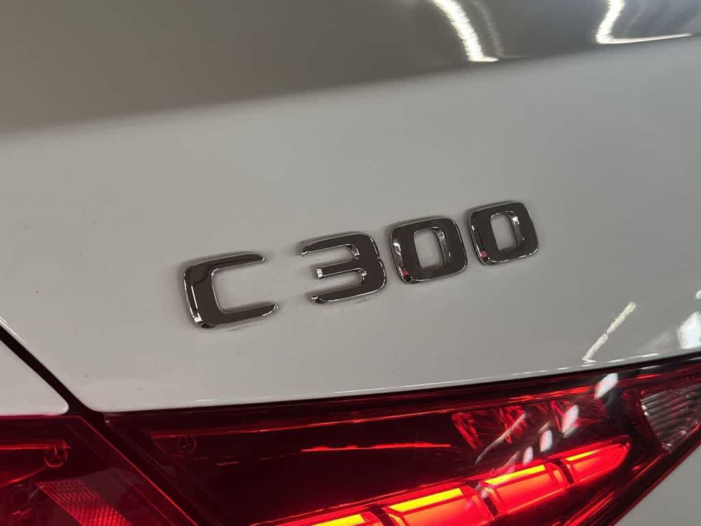 Used 2025 Mercedes-Benz C 300 Sedan image 11