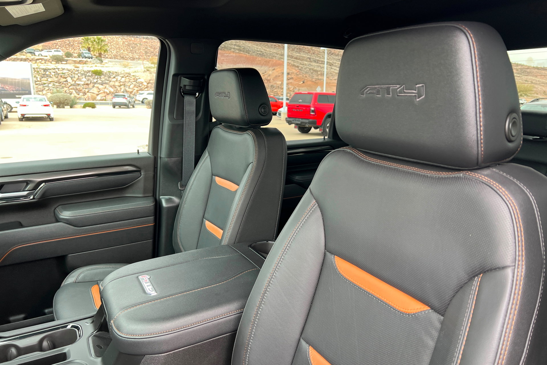 Certified 2025 GMC Sierra 3500 AT4 image 17