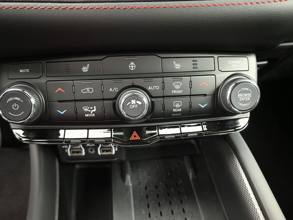 New 2026 Dodge Durango GT w/ Blacktop Package image 4