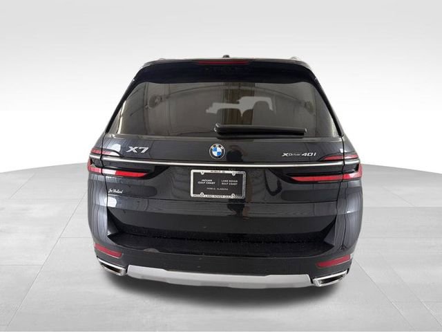 Used 2025 BMW X7 xDrive40i image 7