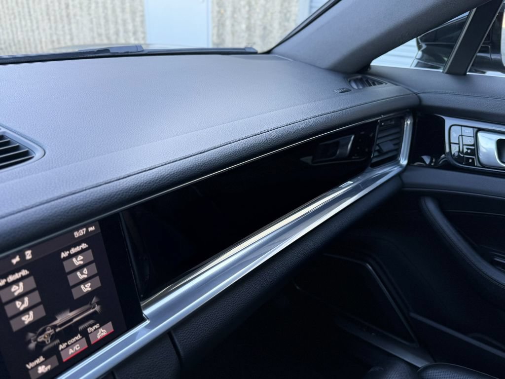 Used 2018 Porsche Panamera 4S Executive AWD/4WD image 36