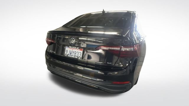 Certified 2023 Volkswagen Jetta SE FWD image 8