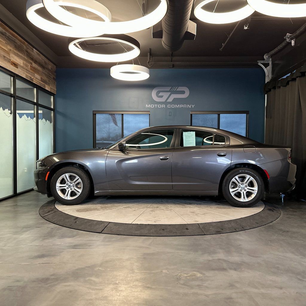 Used 2022 Dodge Charger SXT image 6