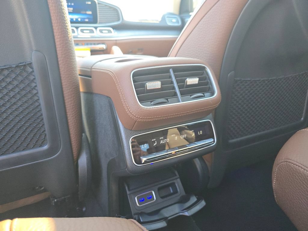 New 2026 Mercedes-Benz GLS 450 4MATIC image 26