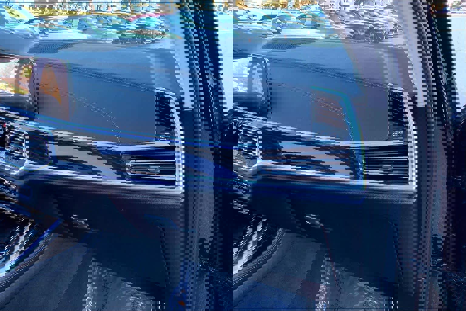 Used 2019 BMW X7 xDrive40i w/ Cold Weather Package image 18