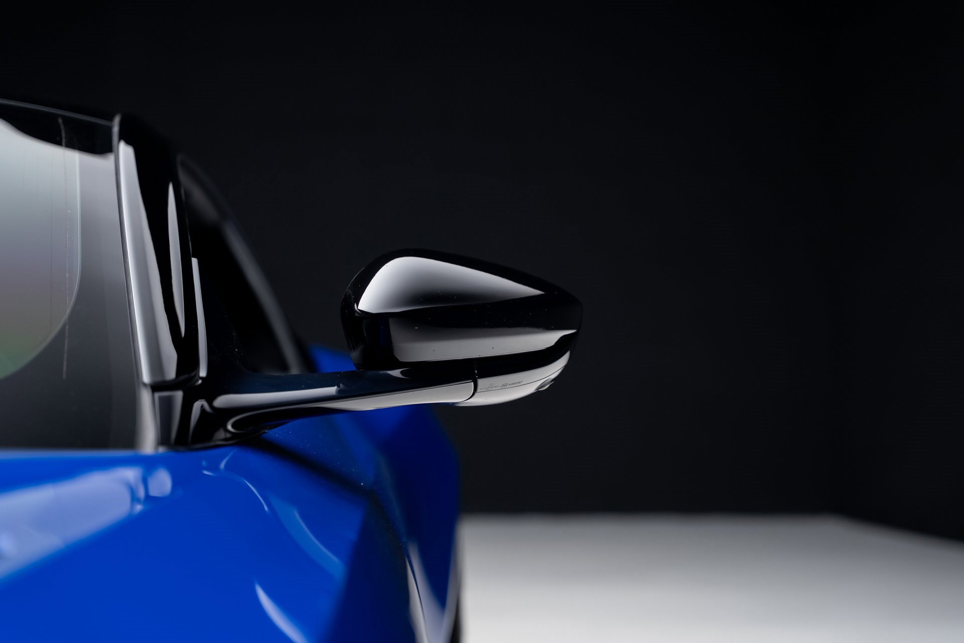 Used 2020 Aston Martin DB11 AMR image 18