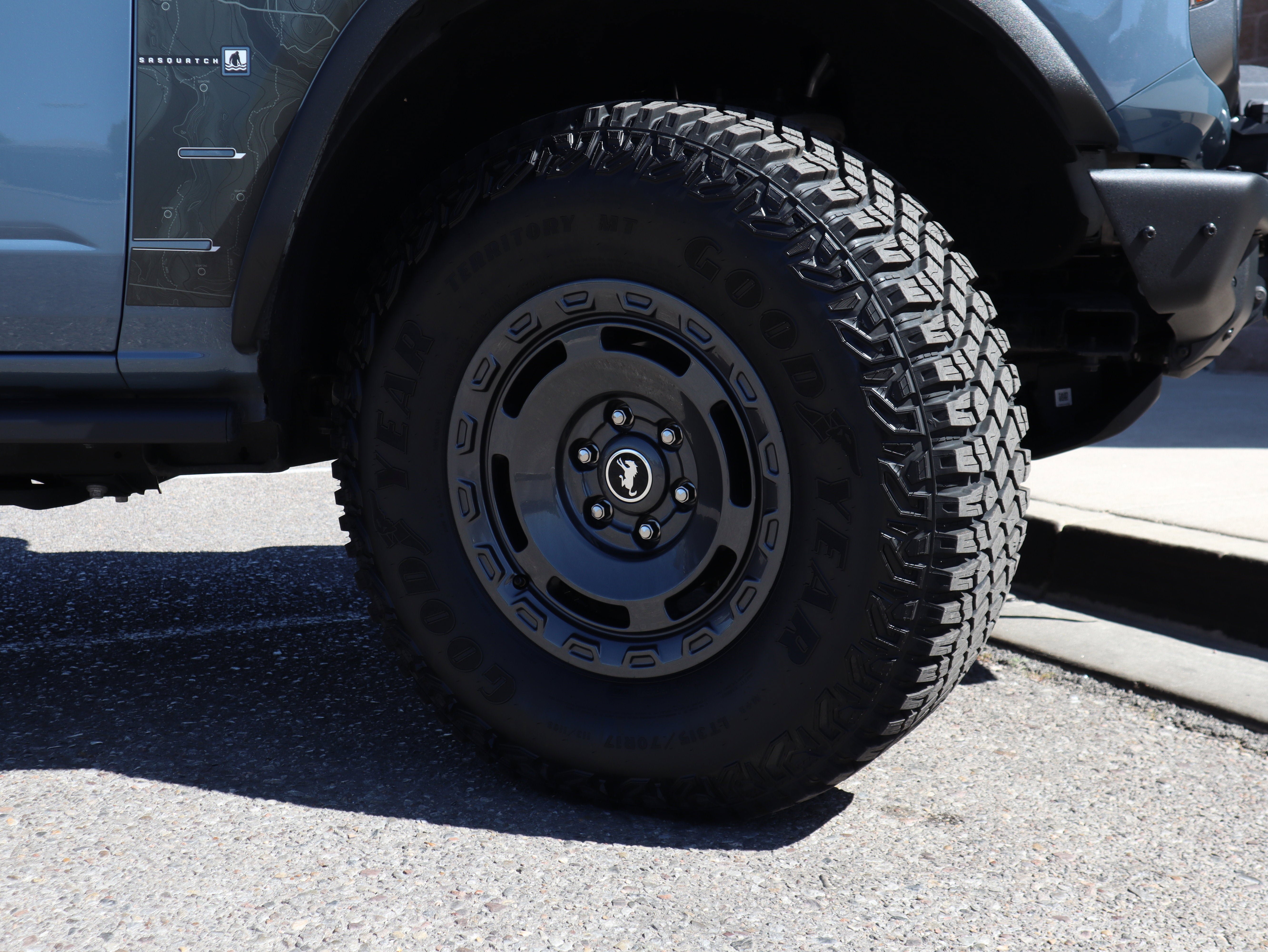 Used 2024 Ford Bronco Everglades AWD/4WD image 13