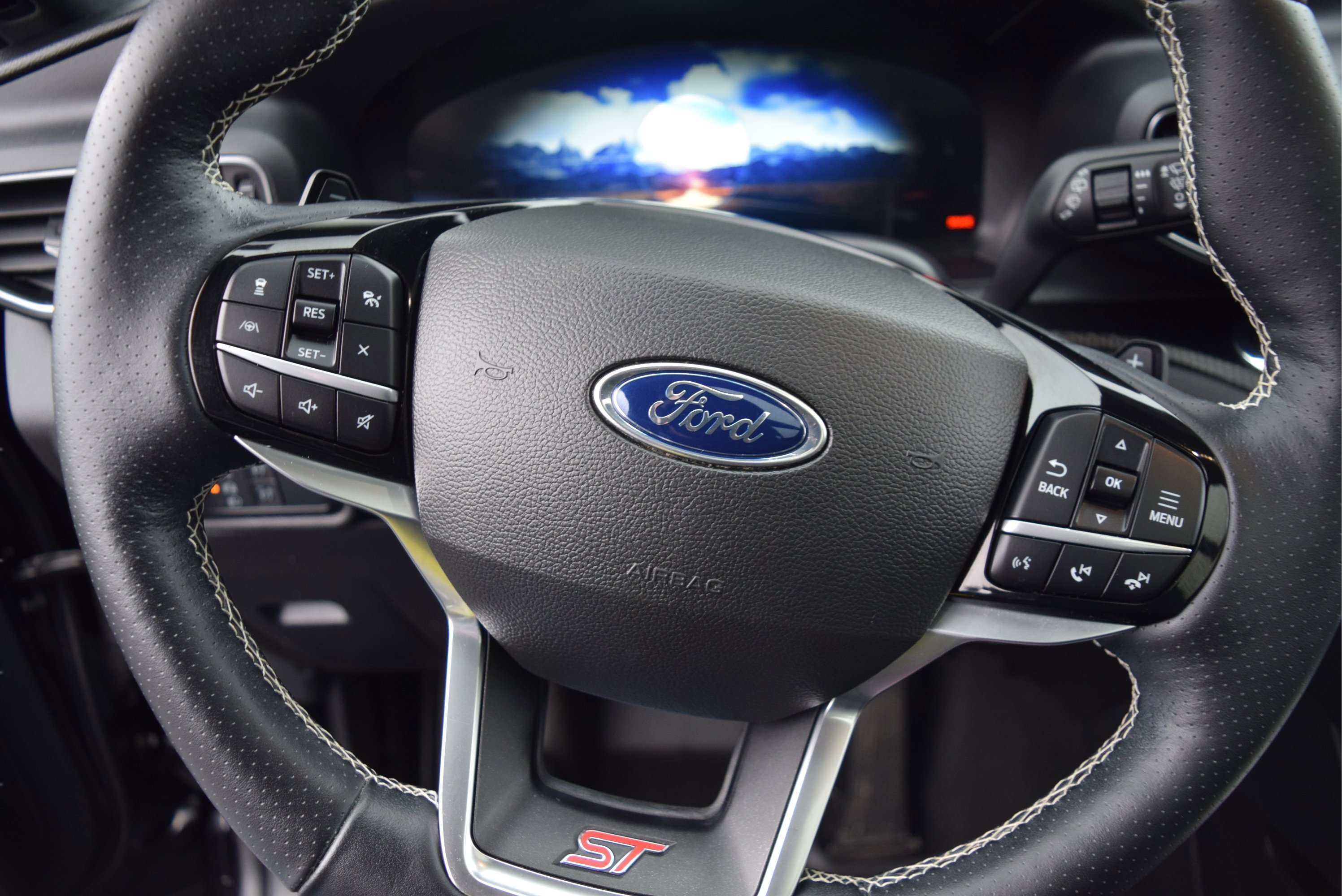 Used 2022 Ford Explorer ST w/ Equipment Group 401A AWD/4WD image 13