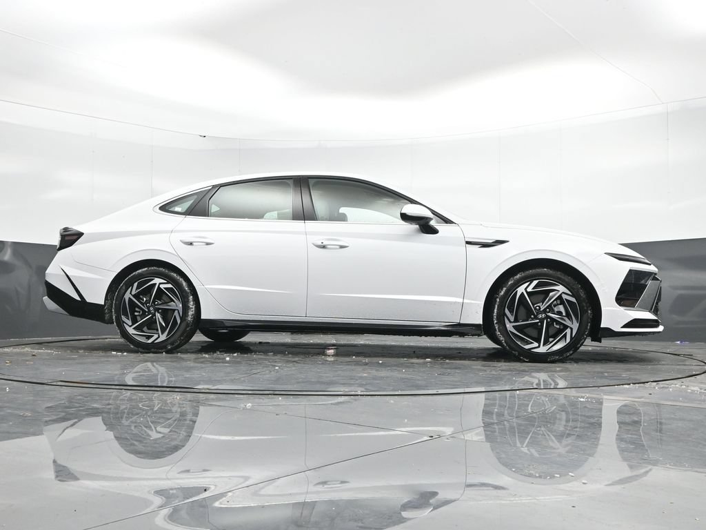 New 2026 Hyundai Sonata SEL FWD image 45