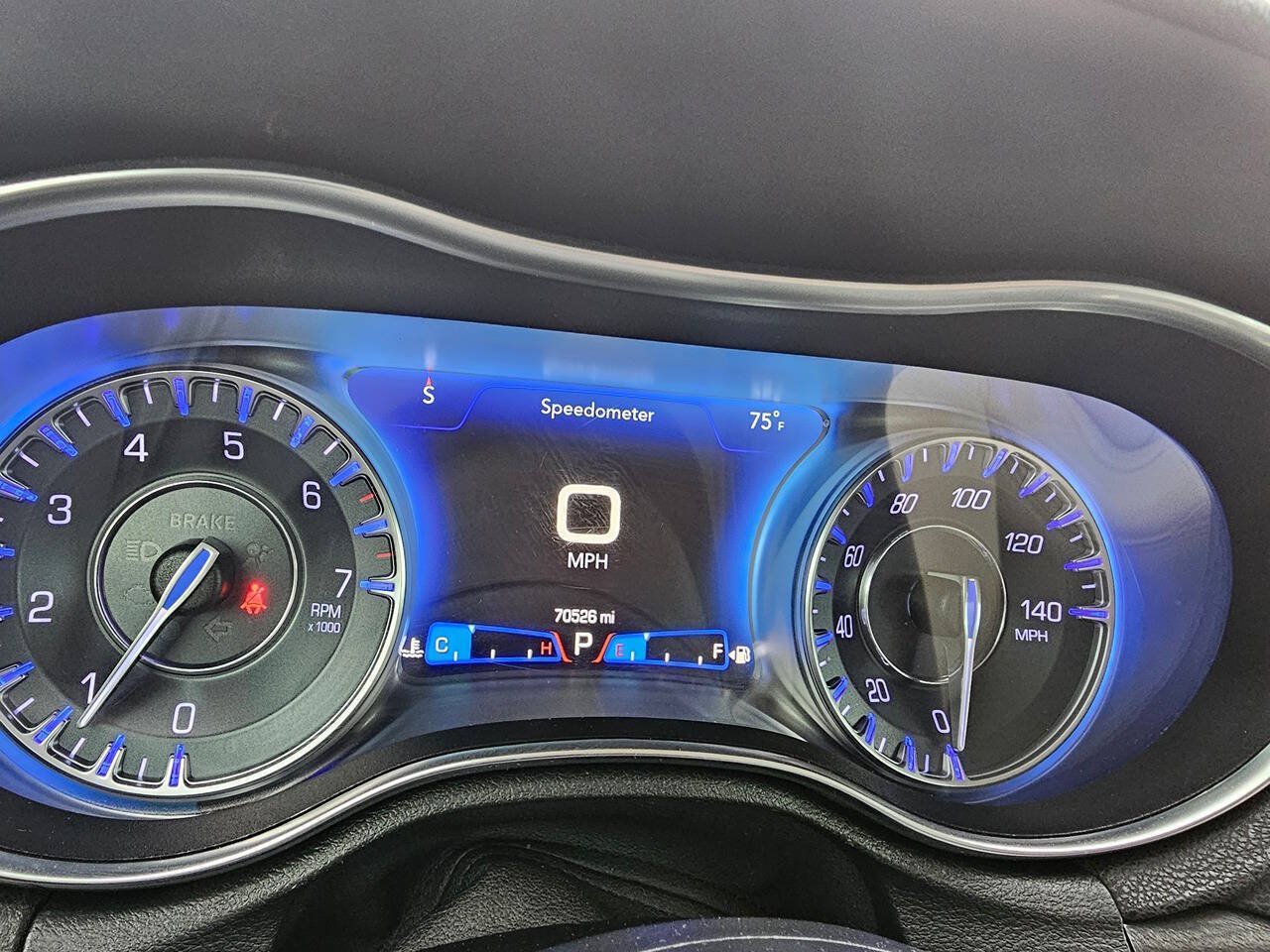 Used 2019 Chrysler 300 Touring w/ Quick Order Package 2EF RWD image 15