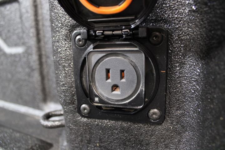 Certified 2022 GMC Sierra 3500 Denali image 18