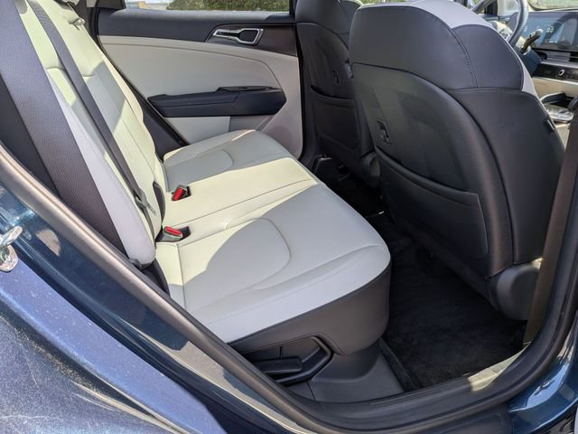 Used 2024 Kia Sportage EX w/ EX Premium Package image 26