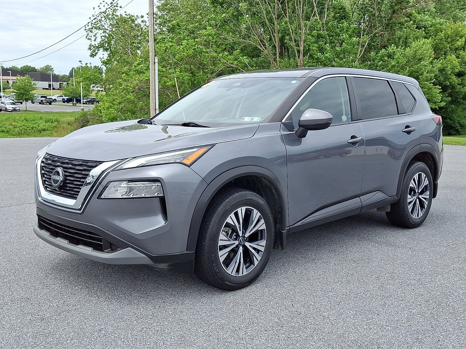Used 2022 Nissan Rogue SV AWD/4WD image 3