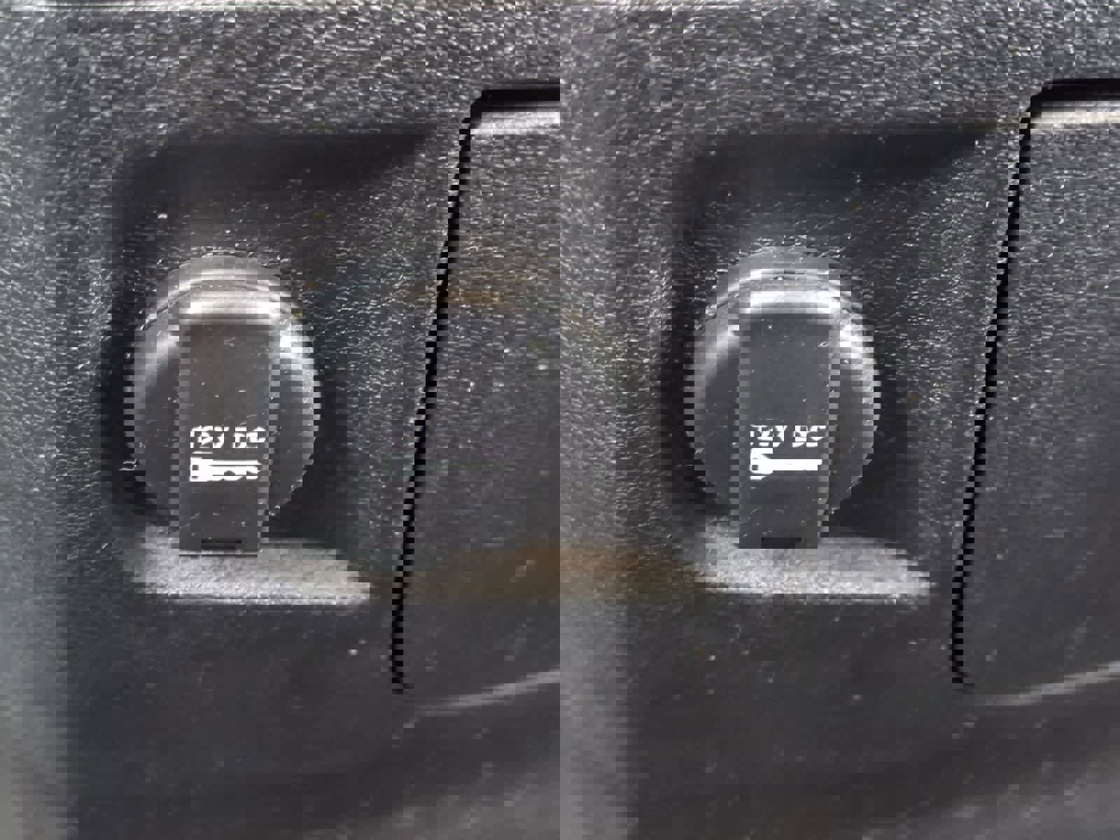 Used 2018 RAM 1500 ST w/ SXT Appearance Group image 30