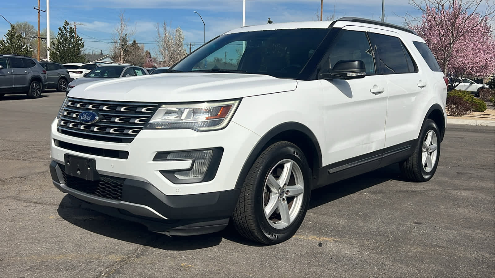 Used 2017 Ford Explorer XLT w/ Equipment Group 202A