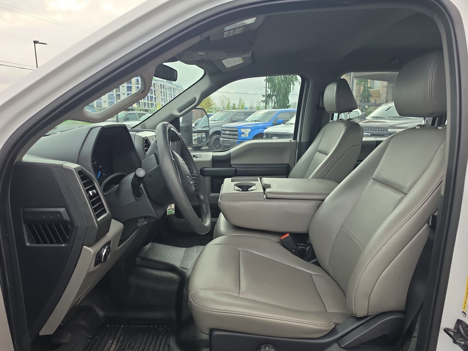 Used 2022 Ford F250 XL w/ Power Equipment Group AWD/4WD image 10