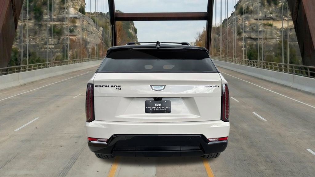 New 2026 Cadillac Escalade IQ Sport 1 w/ LPO, ONYX Package AWD/4WD image 8