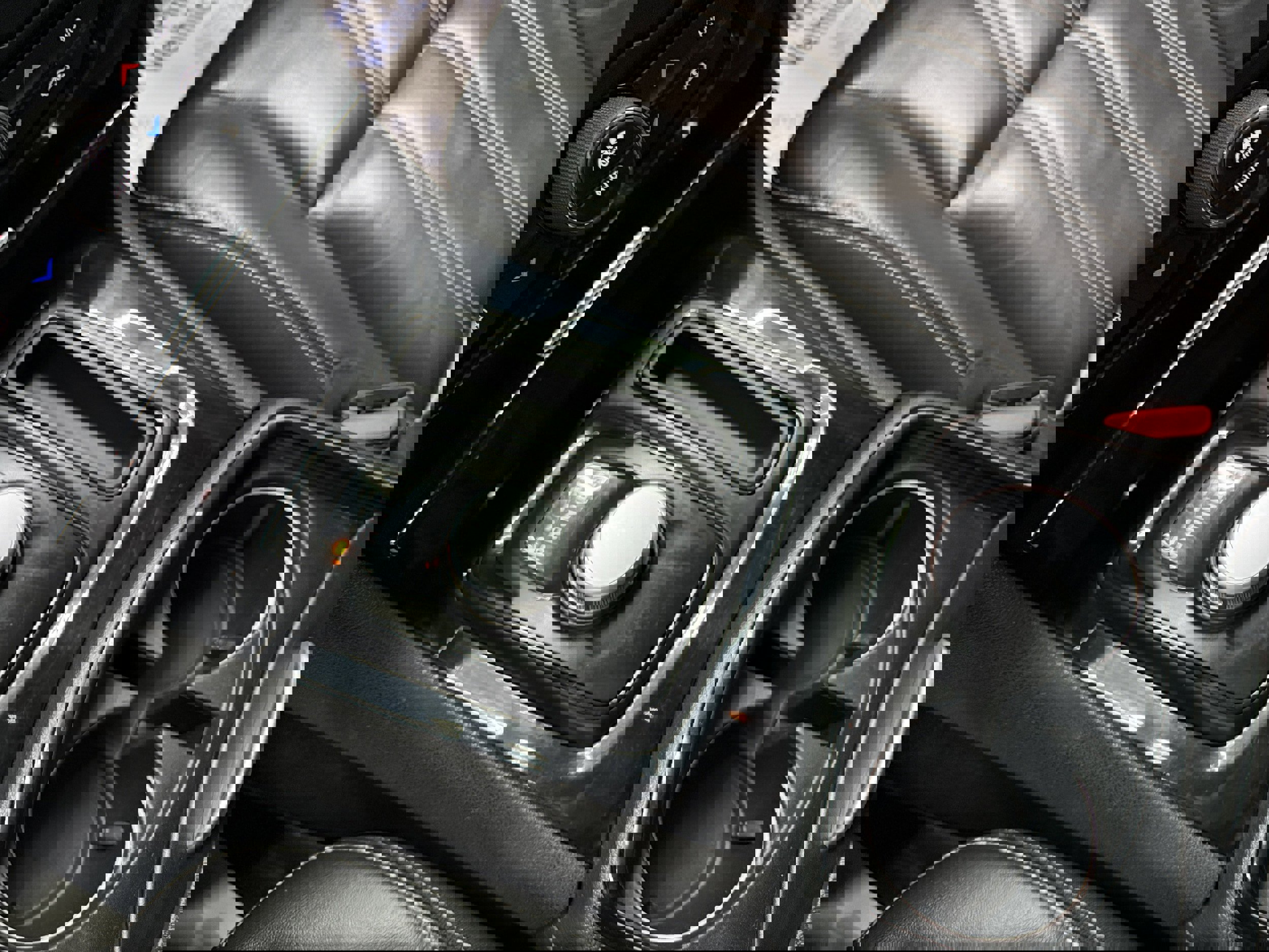 Used 2018 Chrysler 300 S image 21