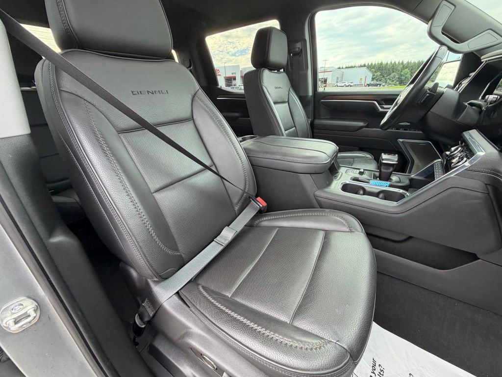 Used 2025 GMC Sierra 1500 Denali w/ Technology Package AWD/4WD image 44