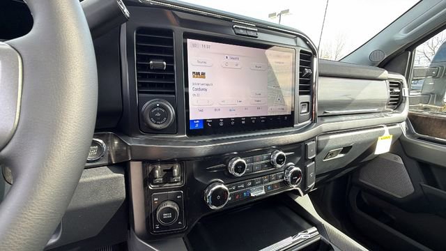 New 2026 Ford F350 Lariat w/ Black Appearance Package image 28