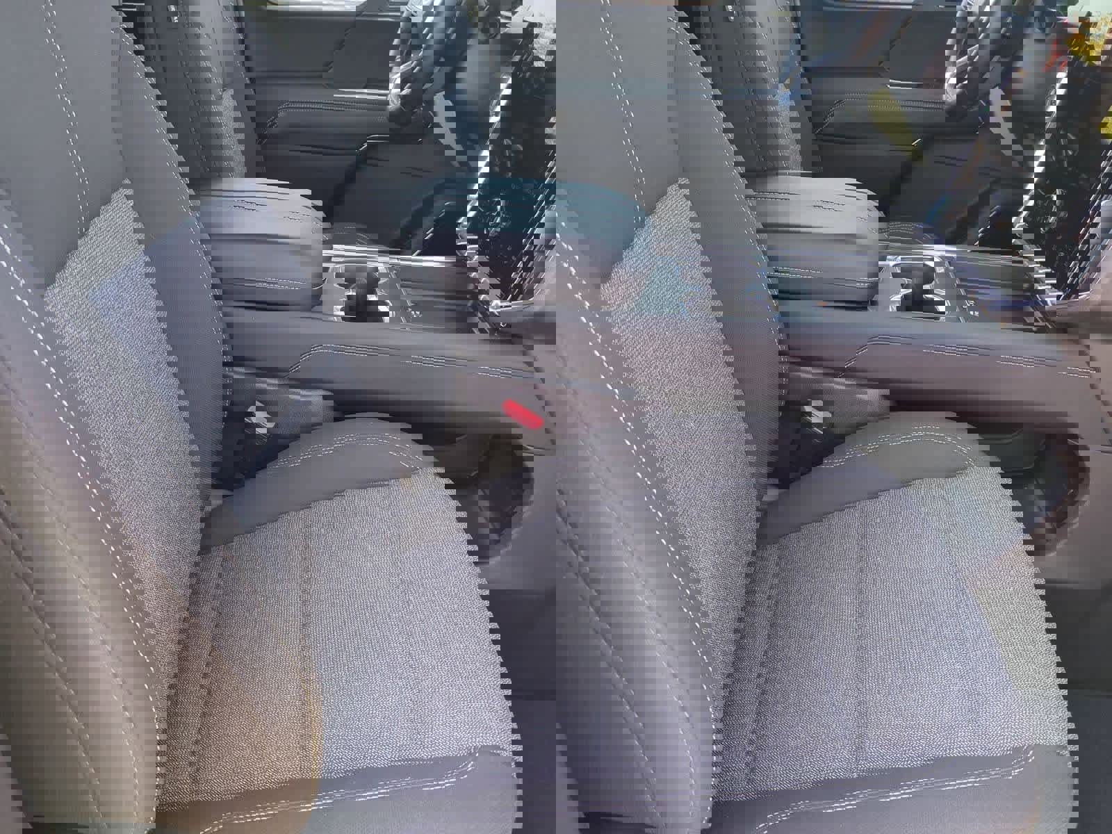 Used 2025 GMC Acadia Elevation image 20