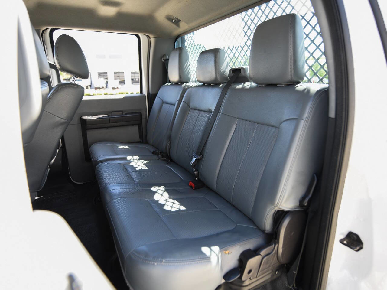 Used 2015 Ford F450 XL w/ Power Equipment Group AWD/4WD image 10