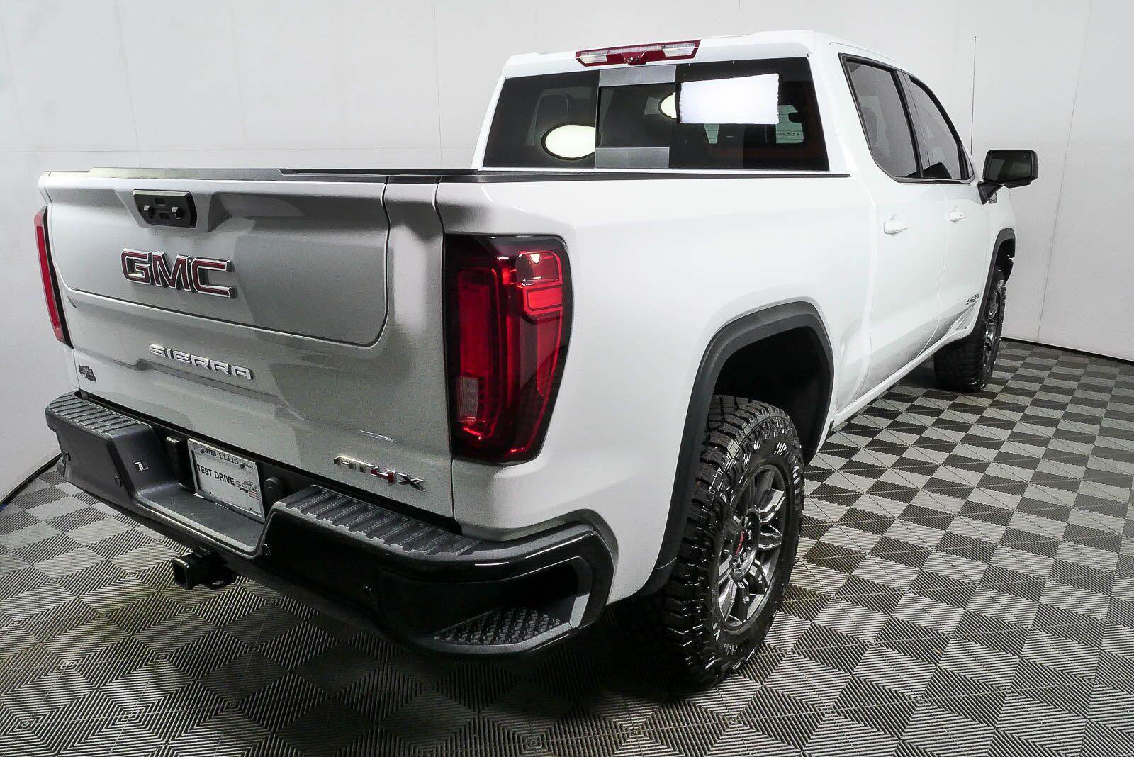 New 2026 GMC Sierra 1500 AT4X AWD/4WD image 3
