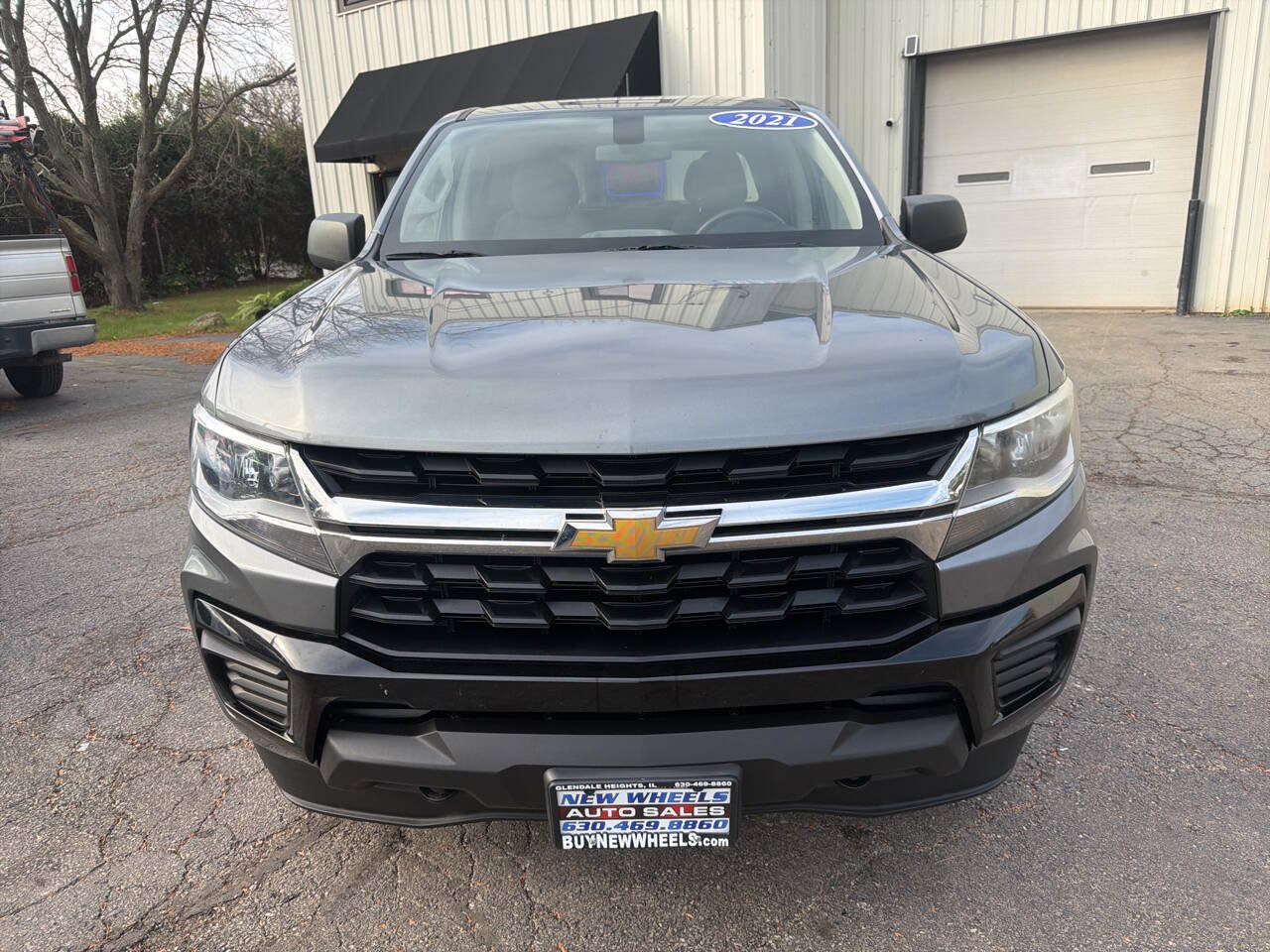 Used 2021 Chevrolet Colorado W/T w/ WT Convenience Package AWD/4WD image 3