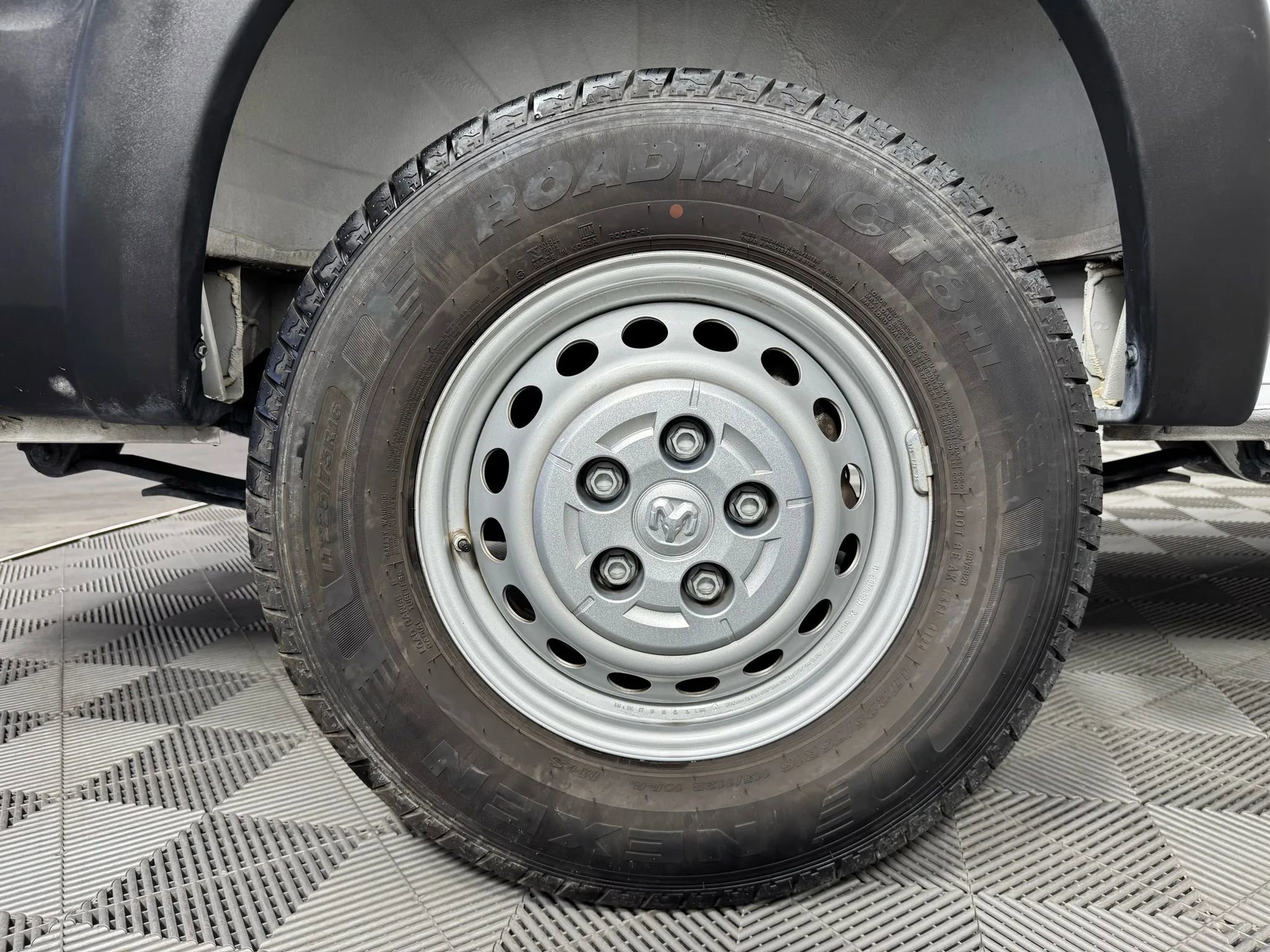 Used 2025 RAM ProMaster 3500 w/ Convenience Group image 35