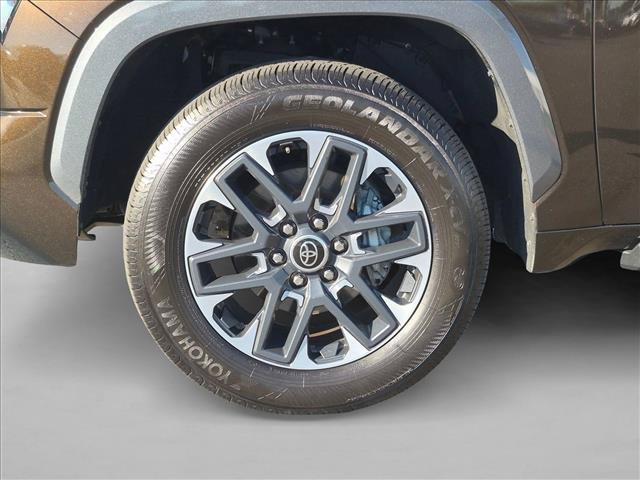 Used 2022 Toyota Tundra Limited RWD image 21