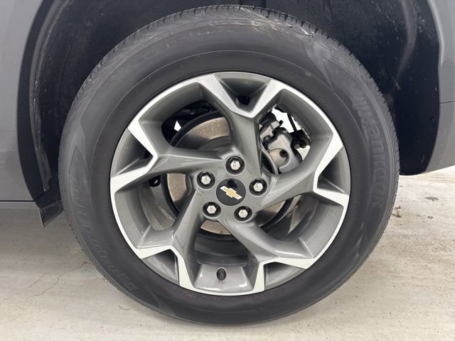 Used 2024 Chevrolet Trax LT FWD image 34