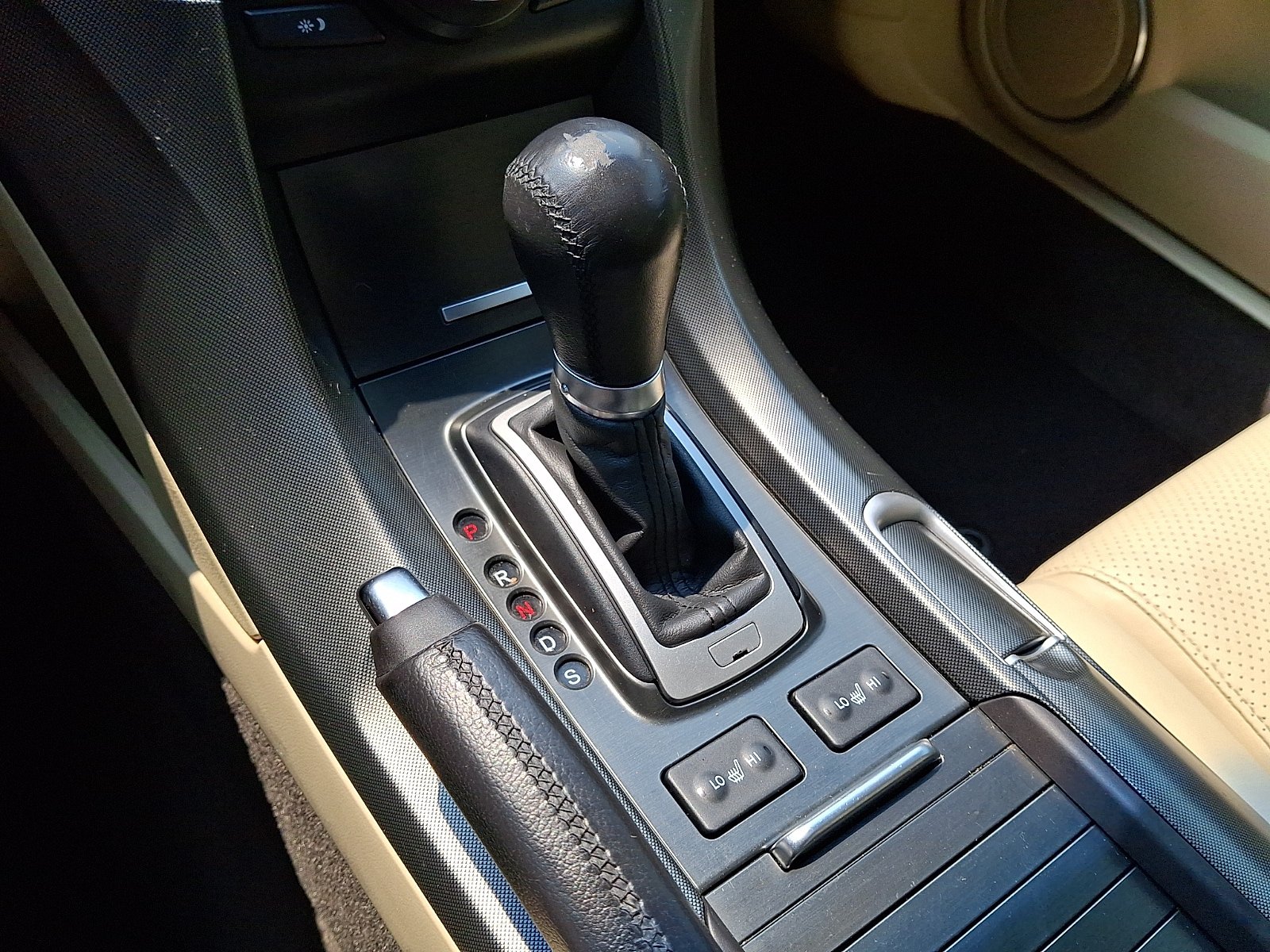 Used 2012 Acura TL w/ Technology Package FWD image 16