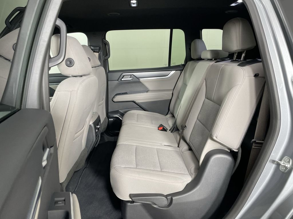 New 2025 GMC Acadia Elevation image 24