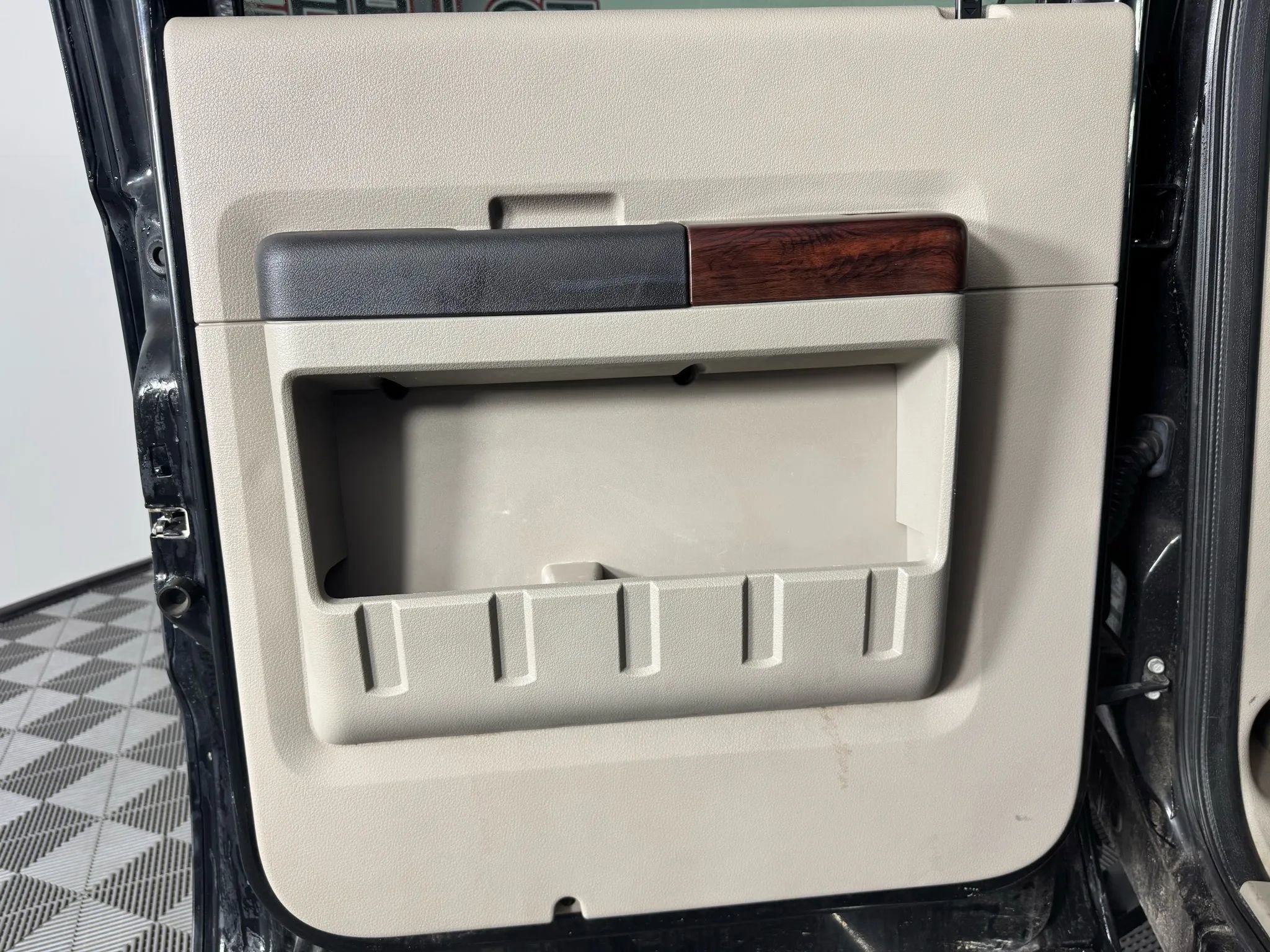 Used 2009 Ford F250 Lariat image 35