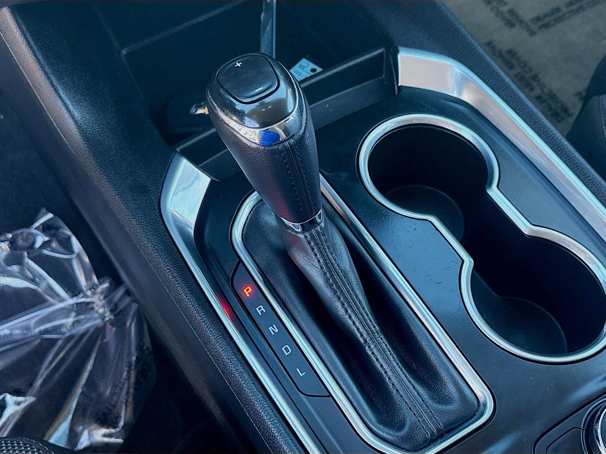 Used 2020 Chevrolet Traverse LT image 15