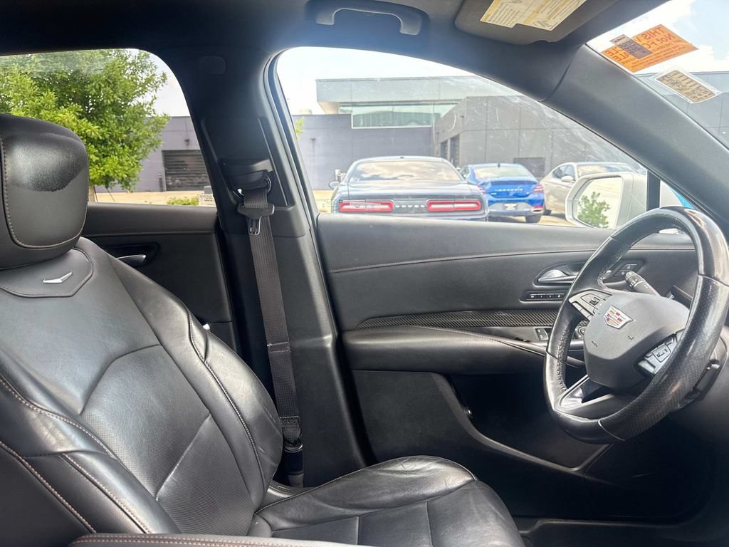 Used 2019 Cadillac XT4 Sport FWD image 13