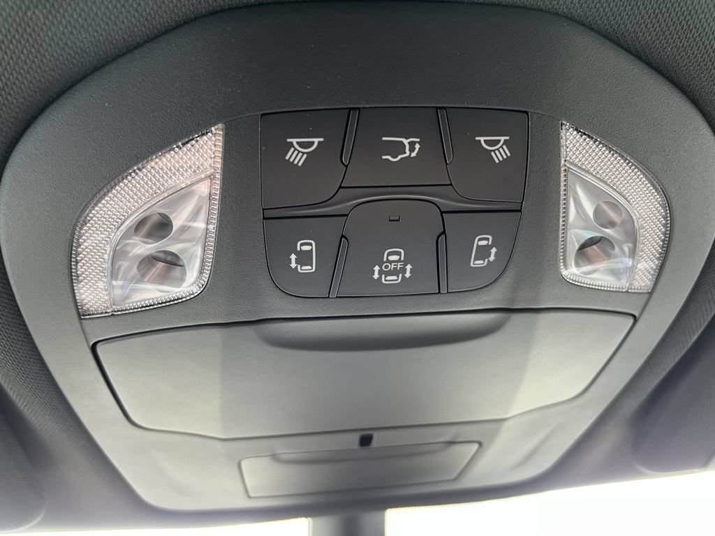 New 2026 Chrysler Pacifica Select FWD image 15