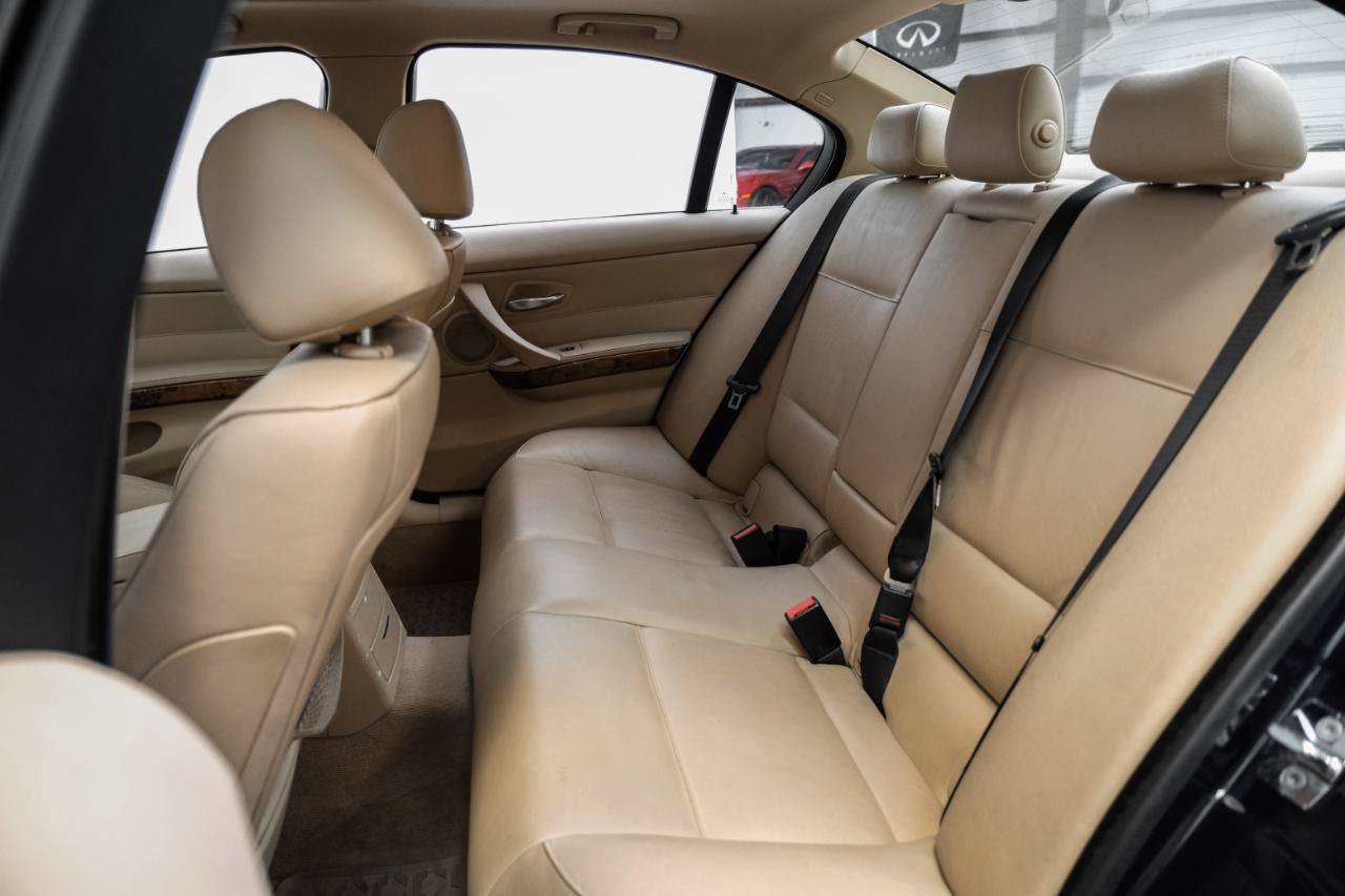 Used 2007 BMW 335xi Sedan AWD/4WD image 31