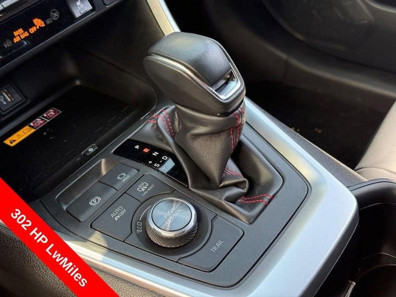 Used 2025 Toyota RAV4 XSE w/ Weather Package AWD/4WD image 23