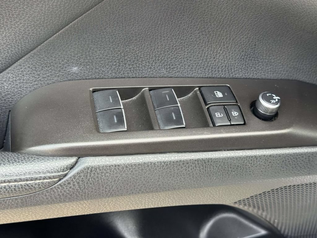 Used 2024 Toyota Camry XSE FWD image 19