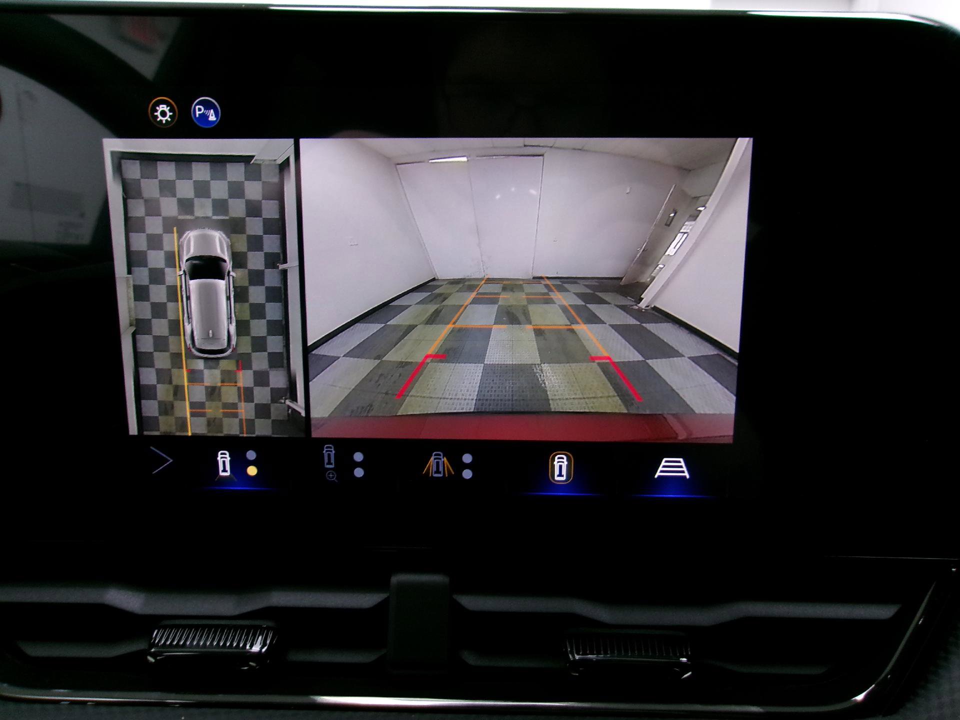 New 2026 Chevrolet Equinox RS w/ Convenience Package III image 7