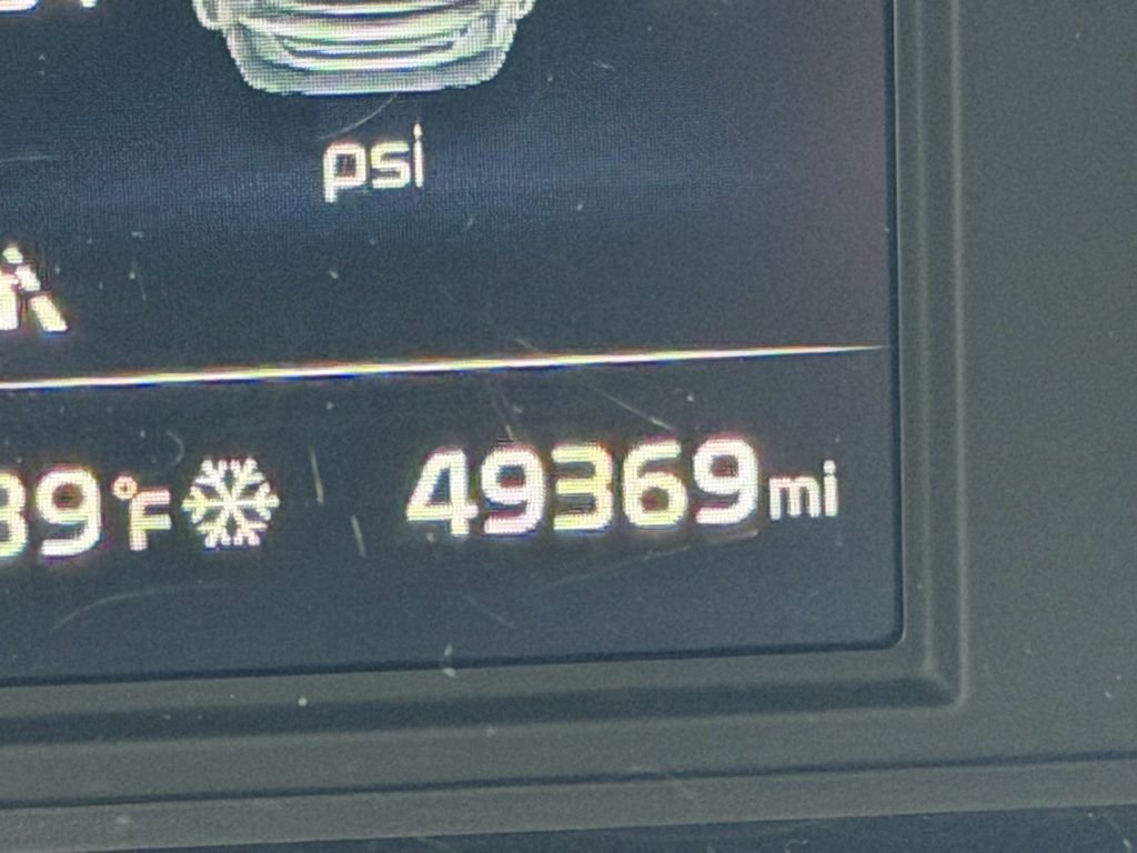 Used 2023 Kia K5 GT-Line image 31