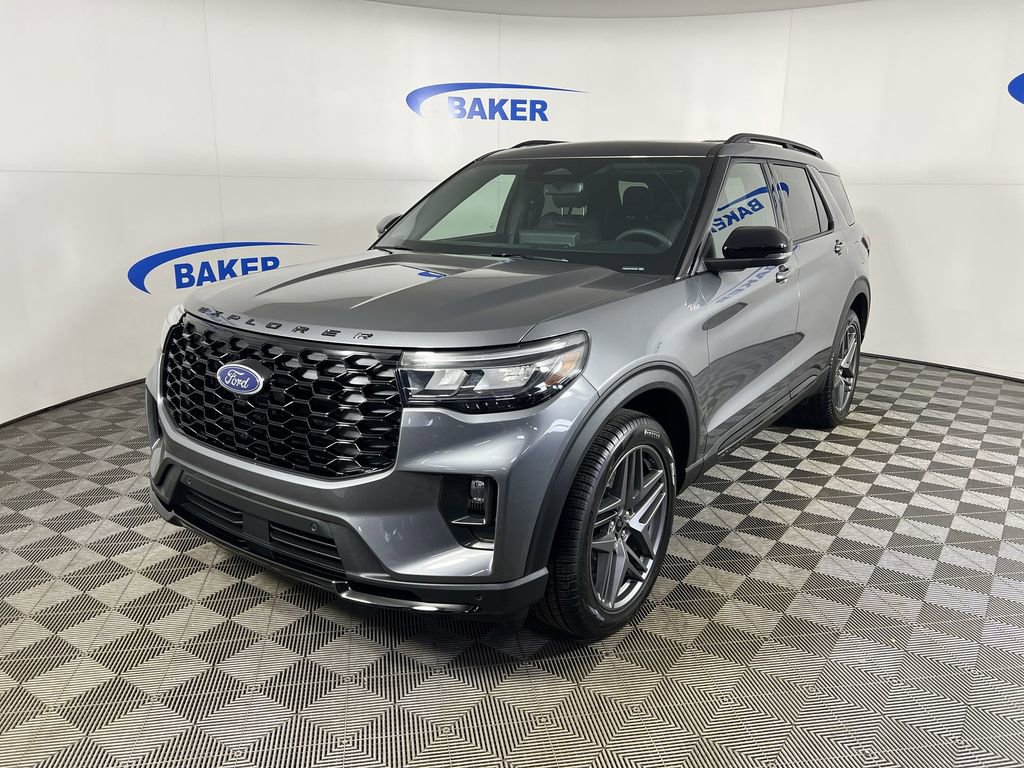 Used 2026 Ford Explorer ST-Line w/ ST-Line Street Pack image 1