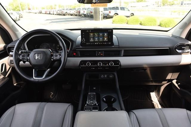 Used 2023 Honda Pilot EX-L image 7