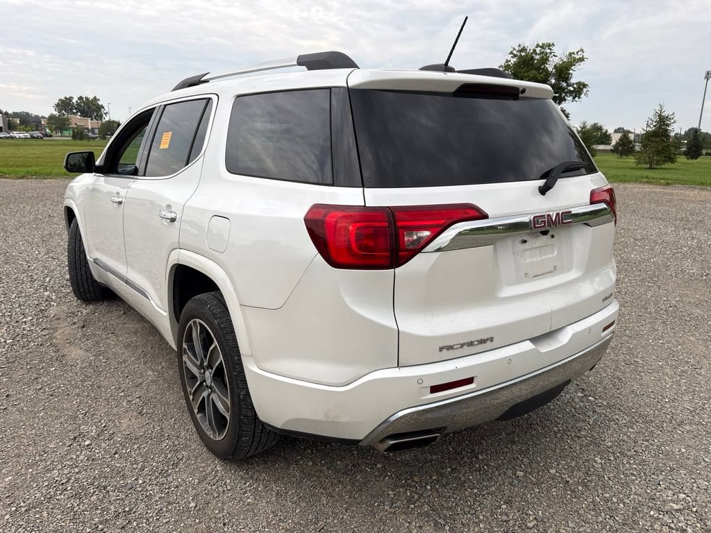 Used 2017 GMC Acadia Denali w/ Technology Package AWD/4WD image 8