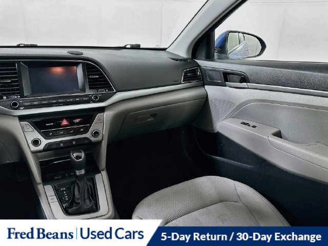 Used 2017 Hyundai Elantra SE FWD image 28