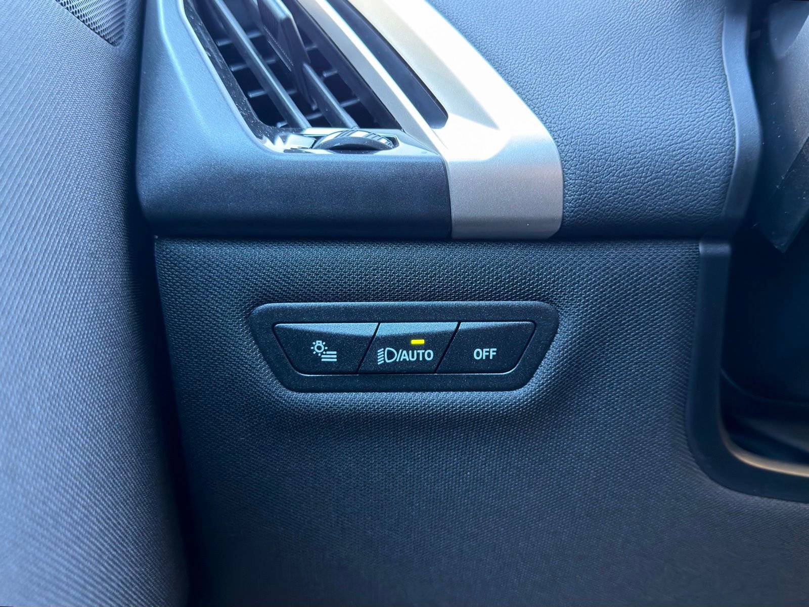 New 2026 BMW iX xDrive45 image 23