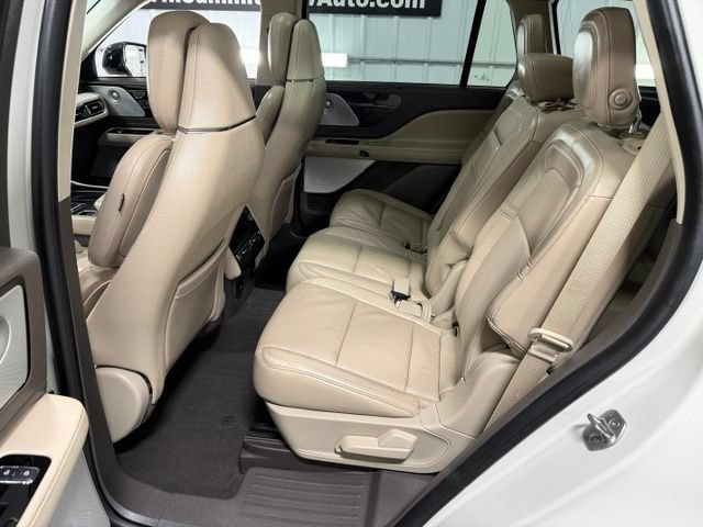 Used 2020 Lincoln Aviator Reserve w/ Equipment Group 202A AWD/4WD image 8