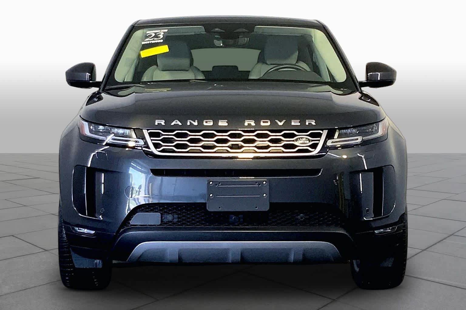 Used 2023 Land Rover Range Rover Evoque SE AWD/4WD image 4